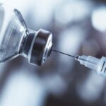Il vaccino Vaxzevria, sviluppato in collaborazione con i ricercatori dell’Università di Oxford, è stato il primo a ottenere l'approvazione