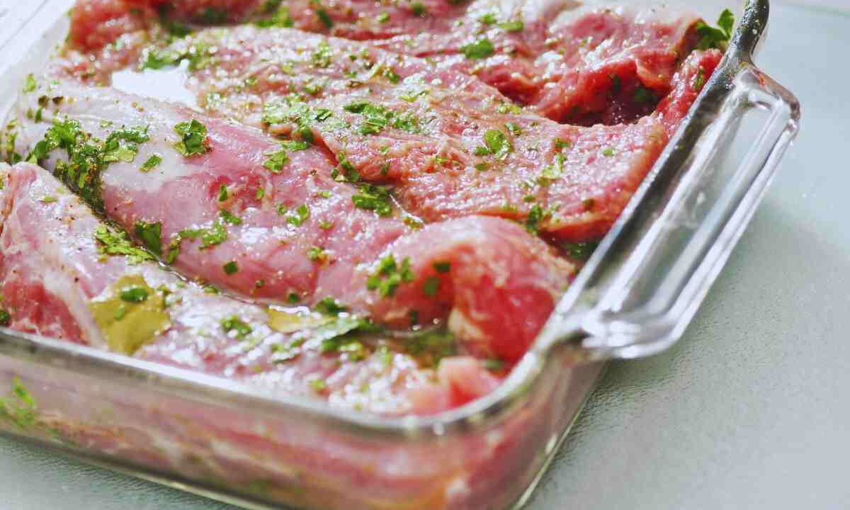 come marinare la carne