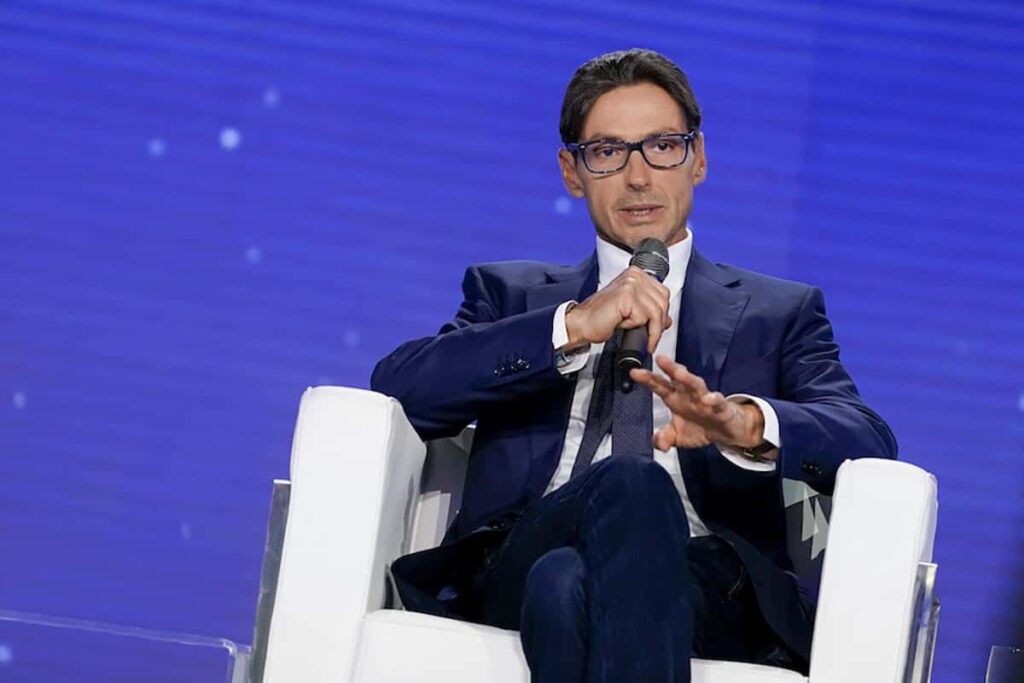pier silvio berlusconi avvertimento mediaset
